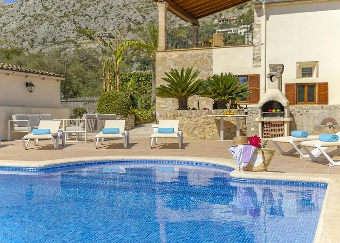 Villa Sa Font / Les Cases De La Font Pollença