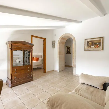Villa Sa Font / Les Cases De La Font Pollença