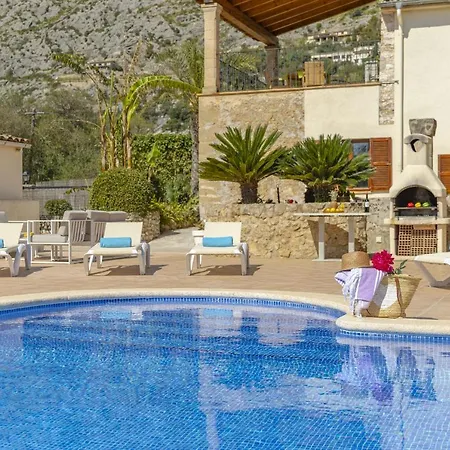 Villa Sa Font / Les Cases De La Font Pollença