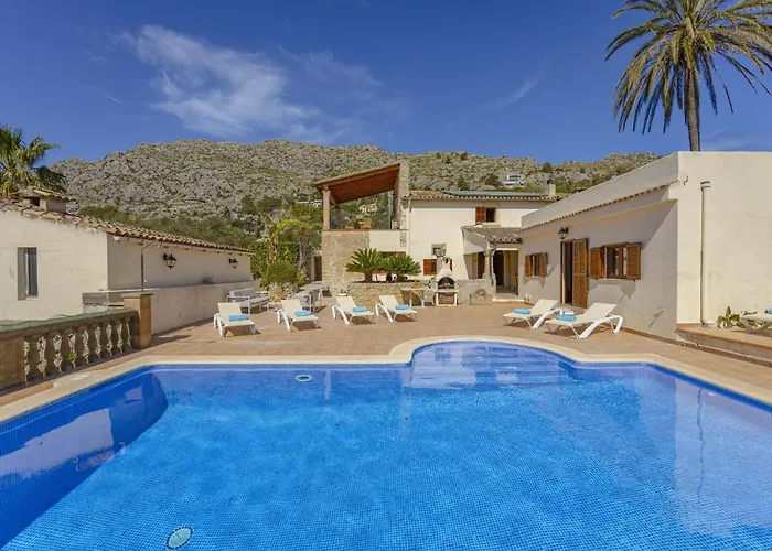 Villa Sa Font / Les Cases De La Font Pollença