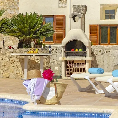 Villa Sa Font / Les Cases De La Font Pollensa