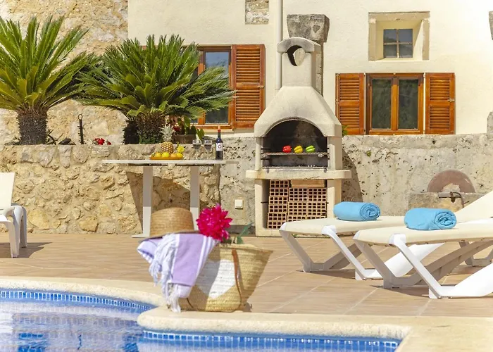 Villa Sa Font / Les Cases De La Font Pollenca